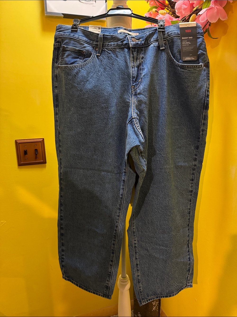 NWT Levi’s baggy dad jeans size 16W.